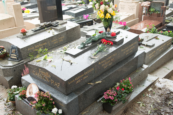 Tomb of Edith Piaf